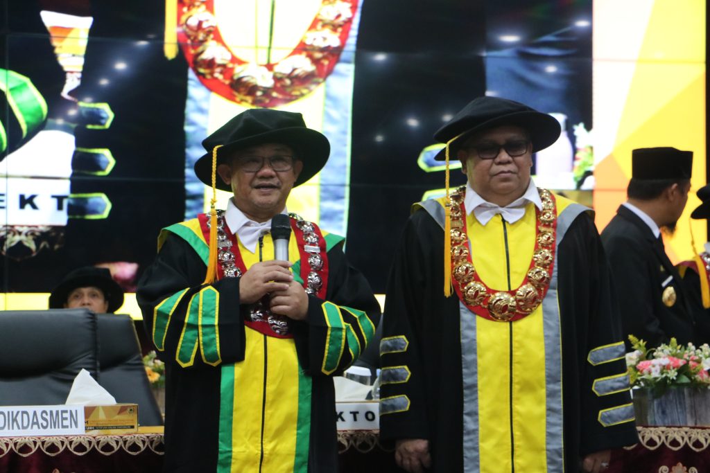 Mendikdasmen bersama Rektor UNM, Prof. Dr. Karta Jayadi, M.Sn.